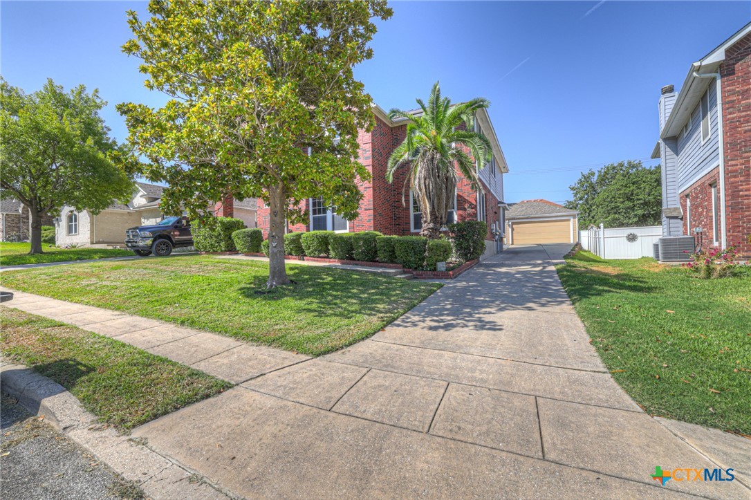 main property photo 4