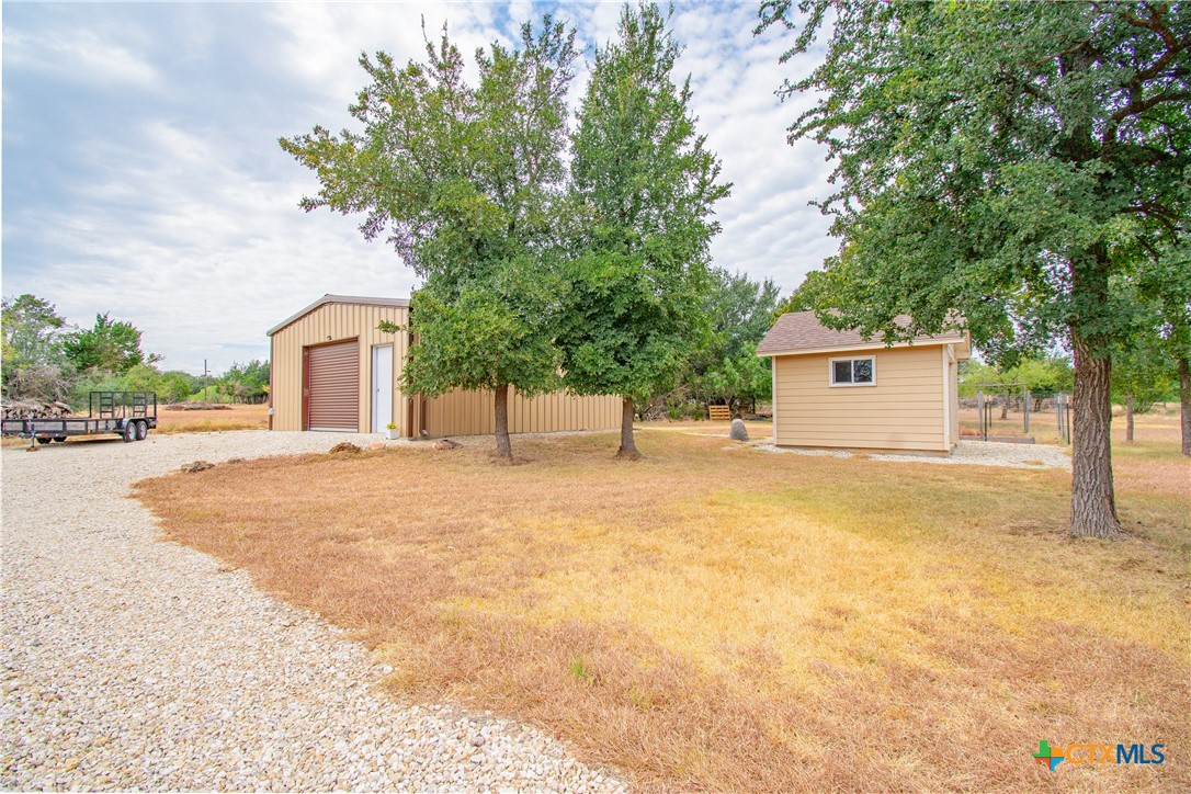 main property photo 34