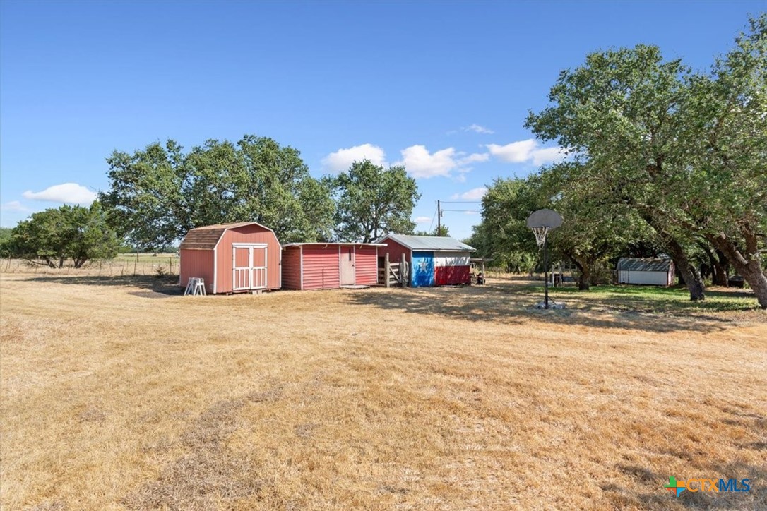 main property photo 23