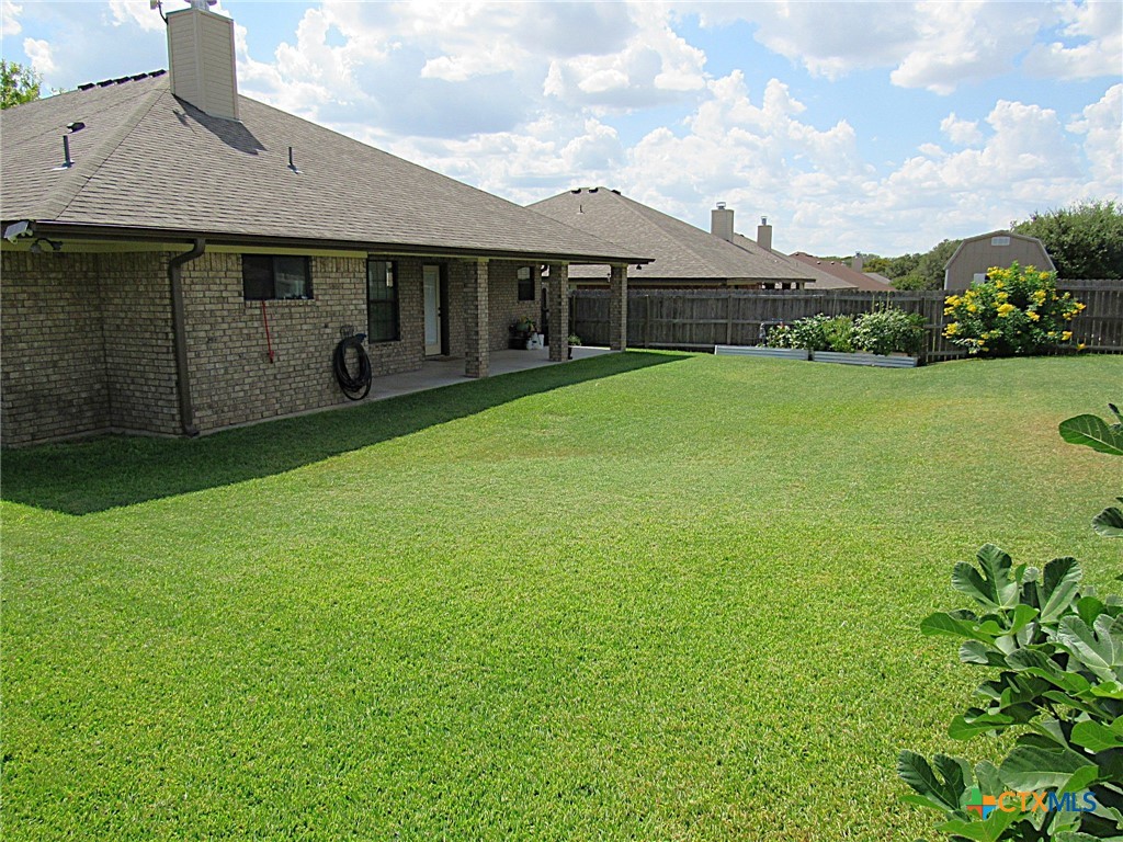 main property photo 19