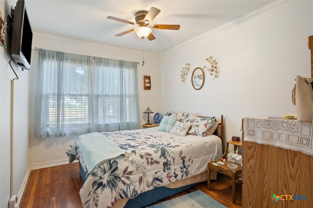 main property photo 20