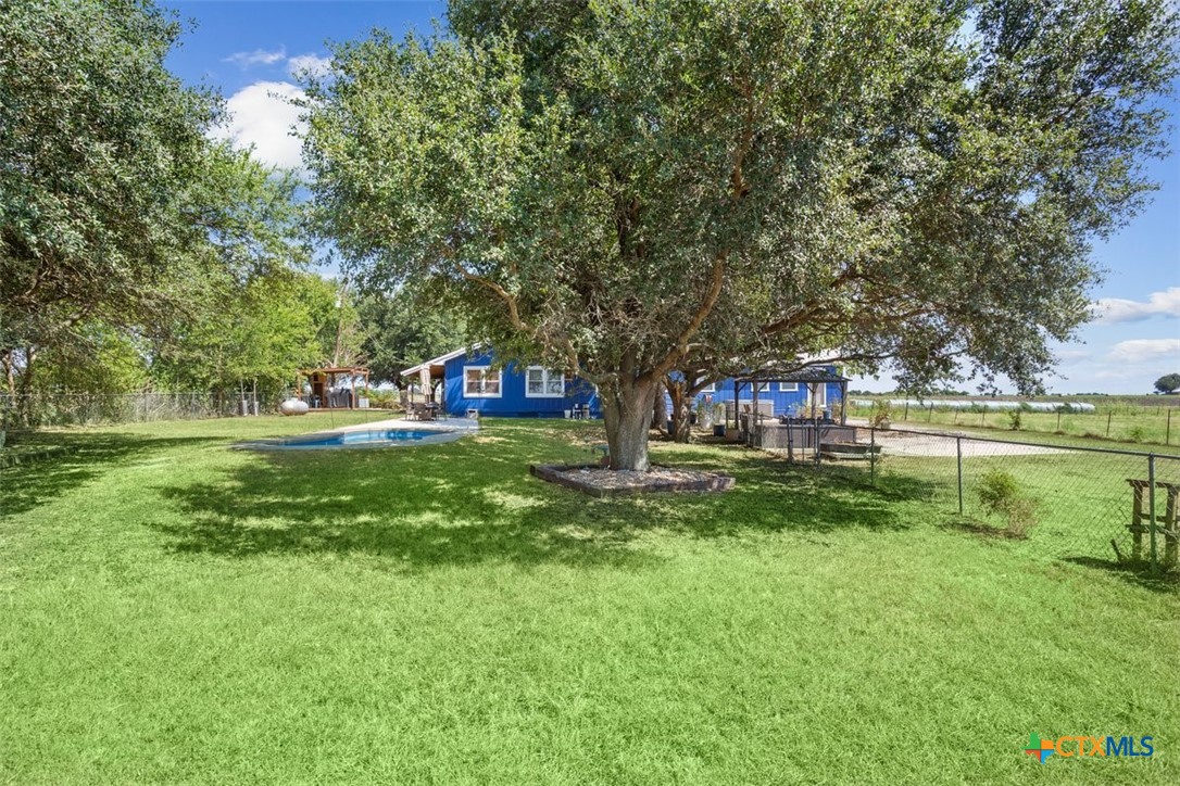main property photo 29