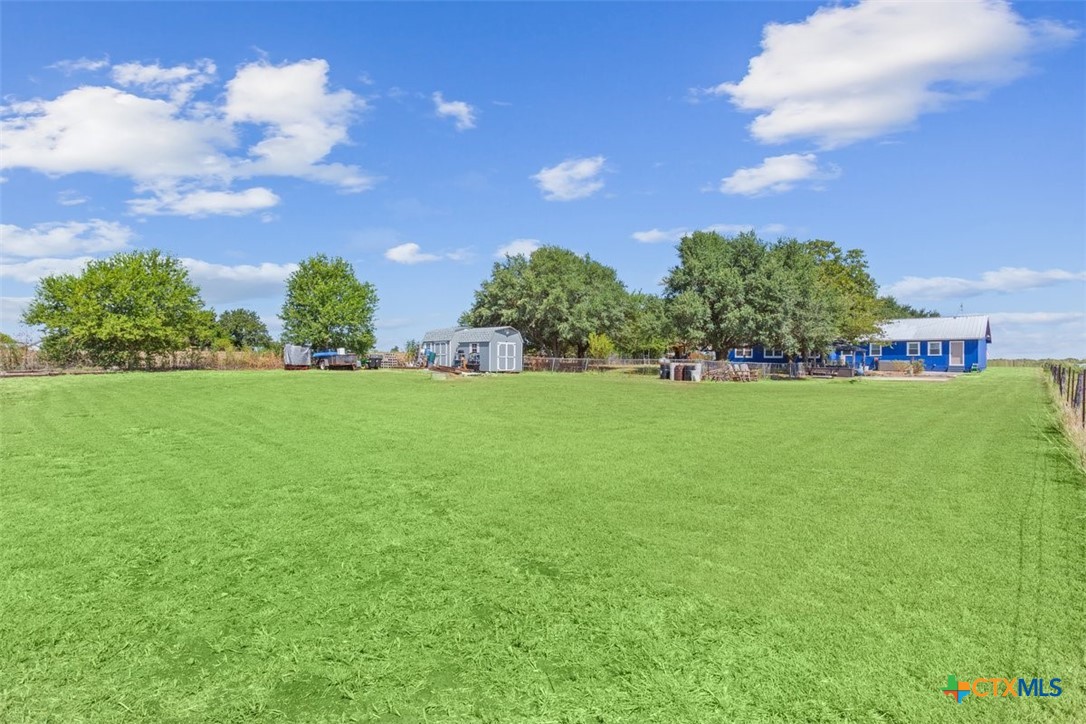 main property photo 30