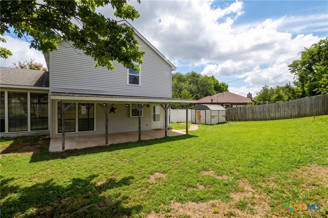 main property photo 11