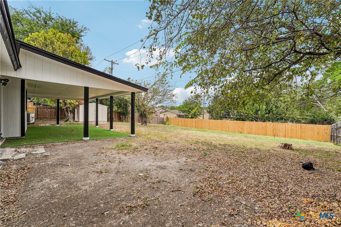 main property photo 12