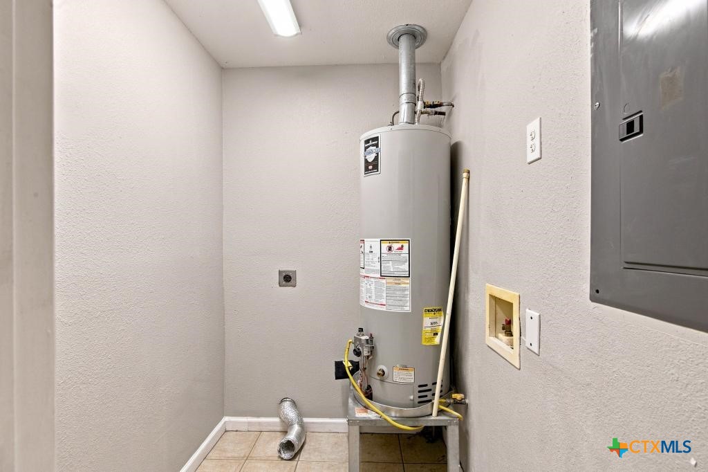 main property photo 10