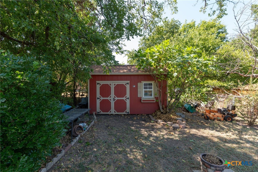 main property photo 22