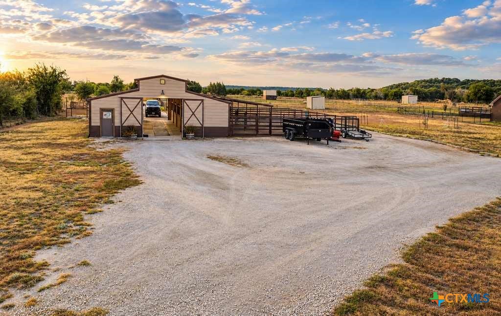main property photo 37