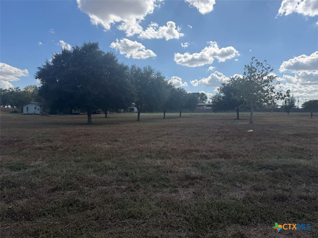 main property photo 10