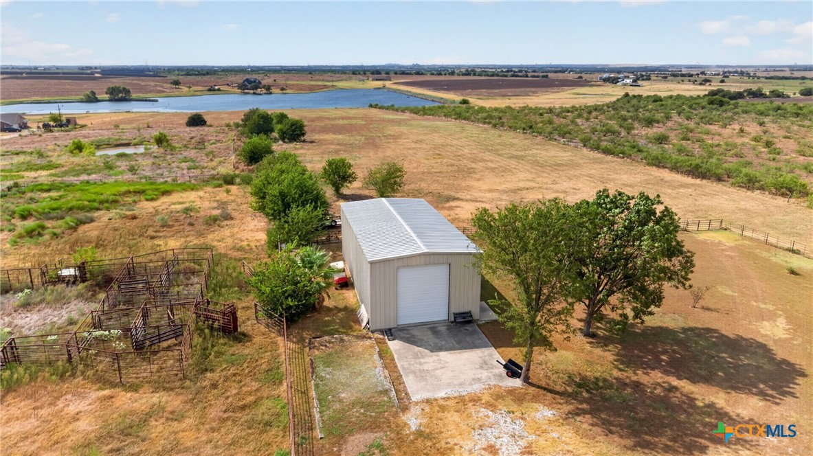 main property photo 8