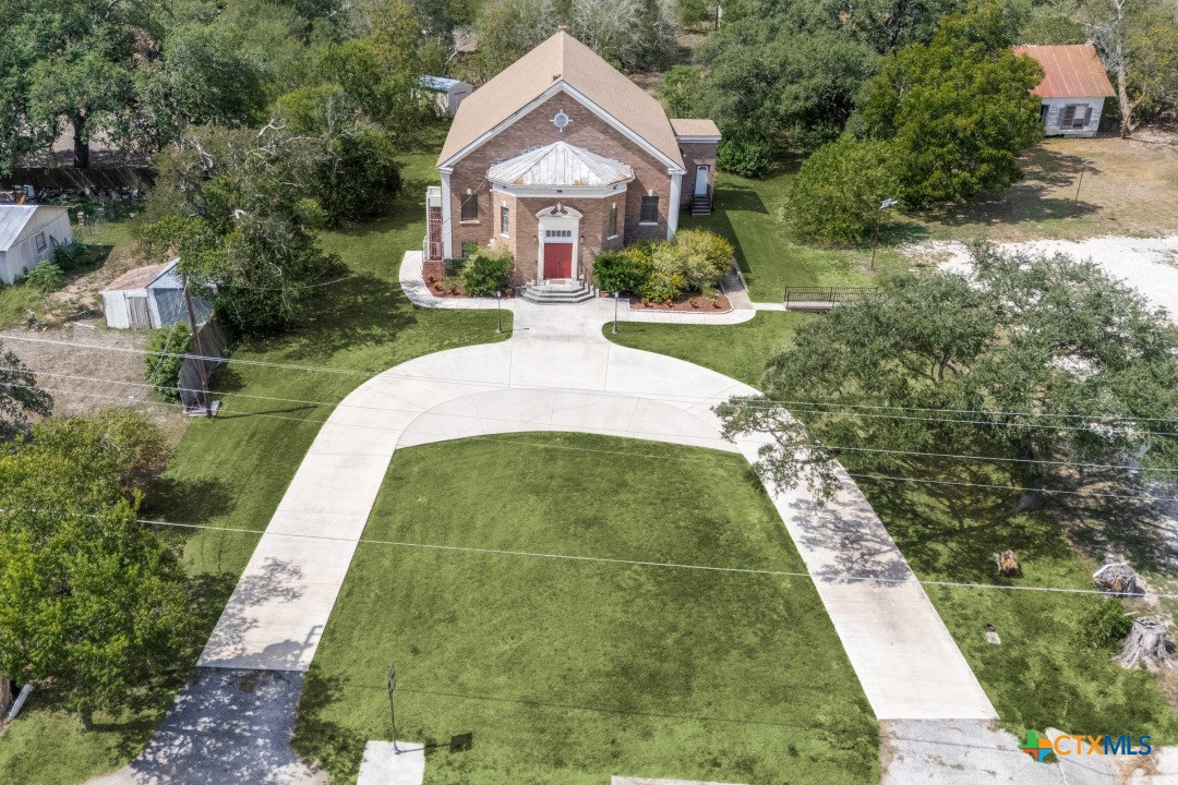 main property photo 3