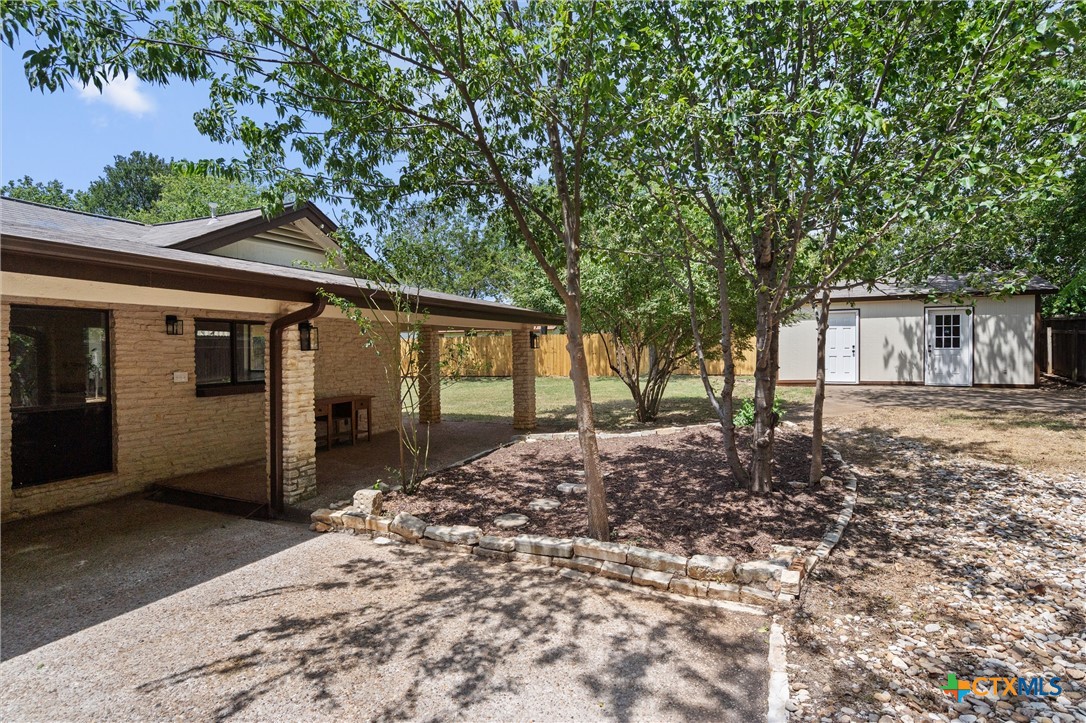main property photo 35