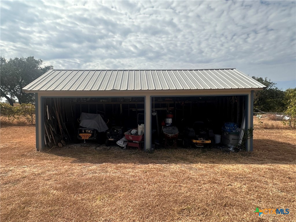 main property photo 42
