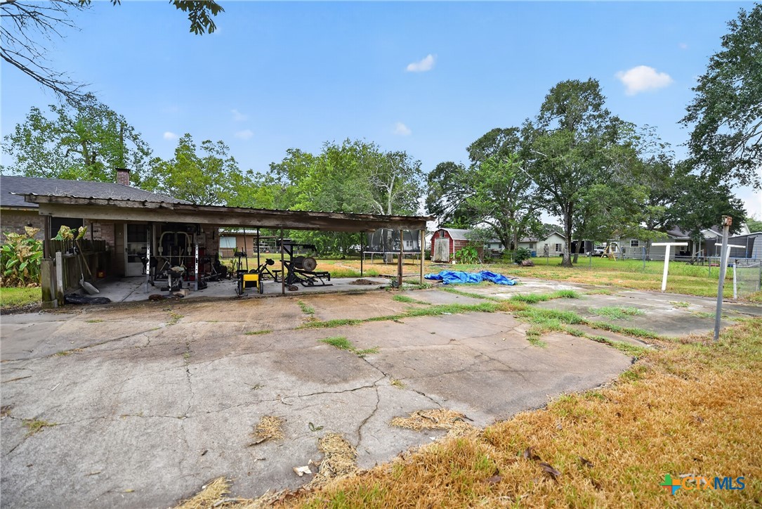 main property photo 15