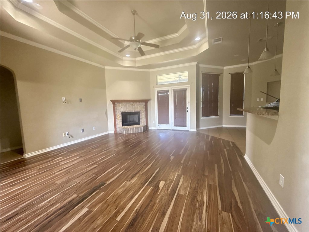 main property photo 9