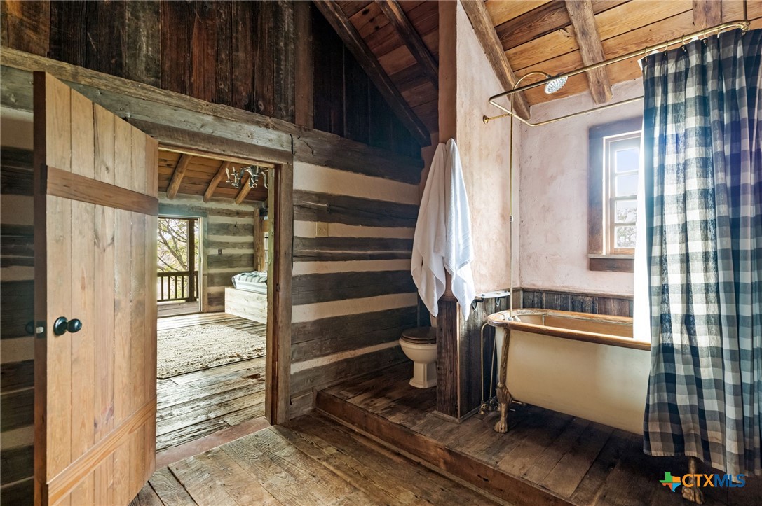 main property photo 29