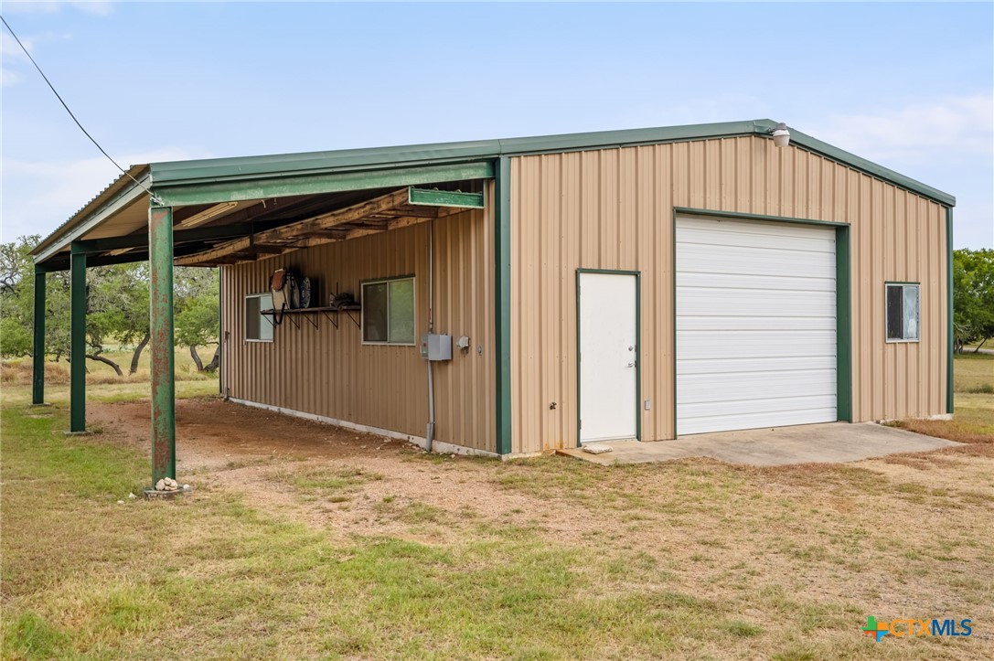 main property photo 39