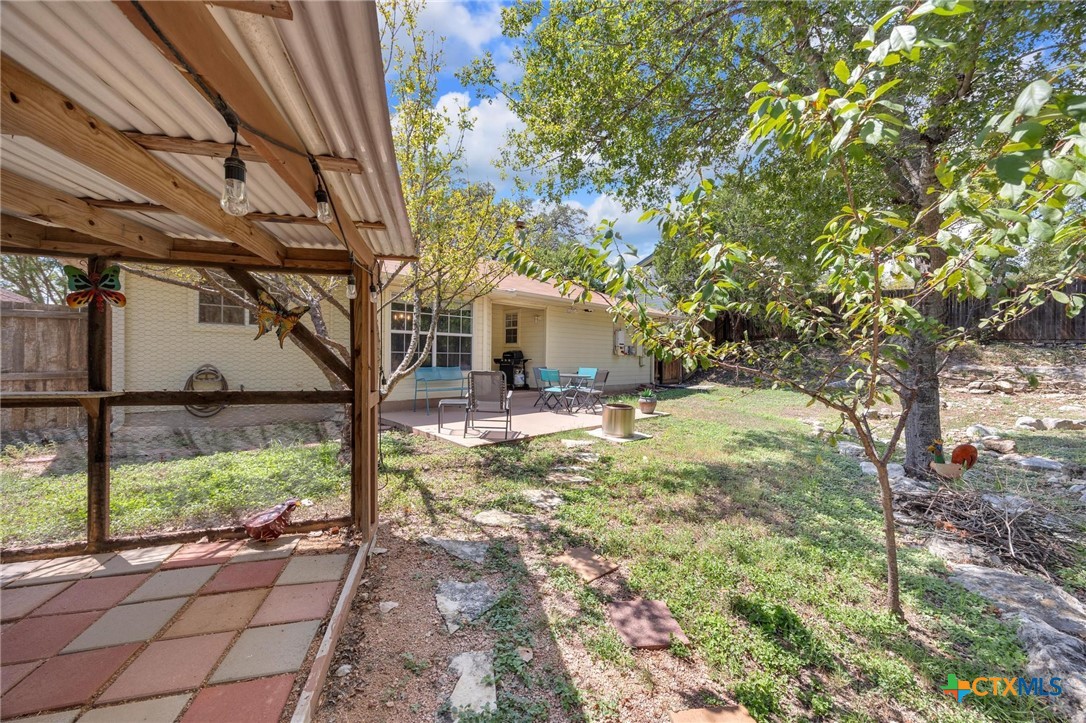 main property photo 30