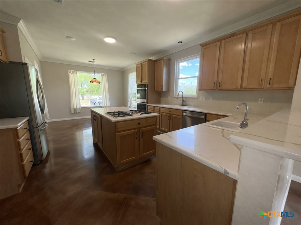 main property photo 6