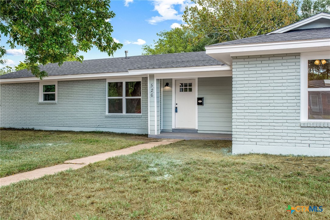 main property photo 28