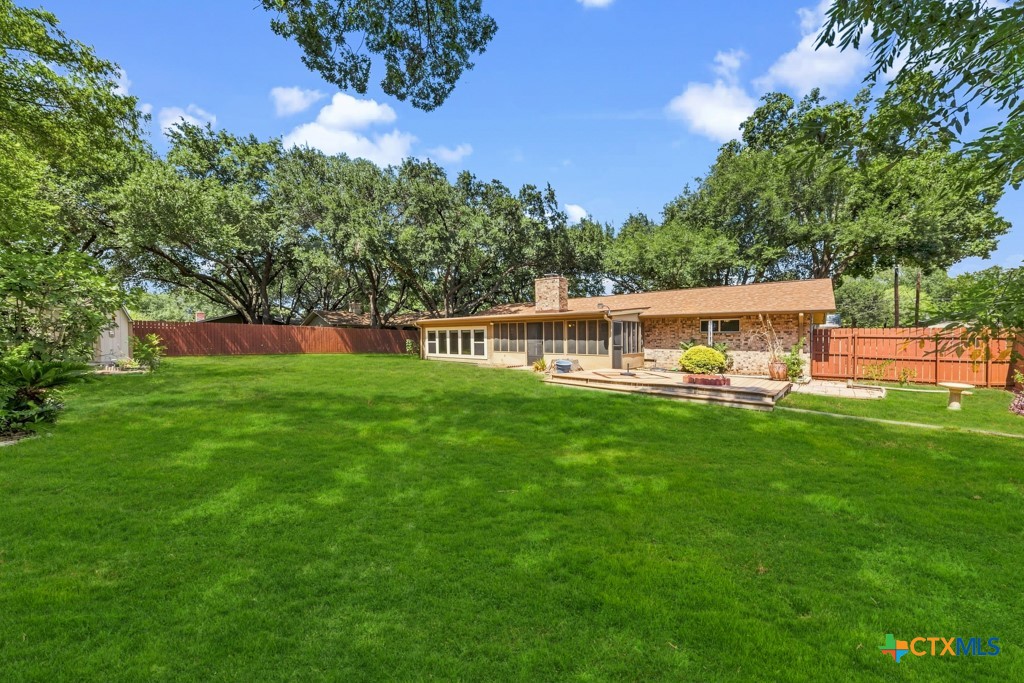 main property photo 30
