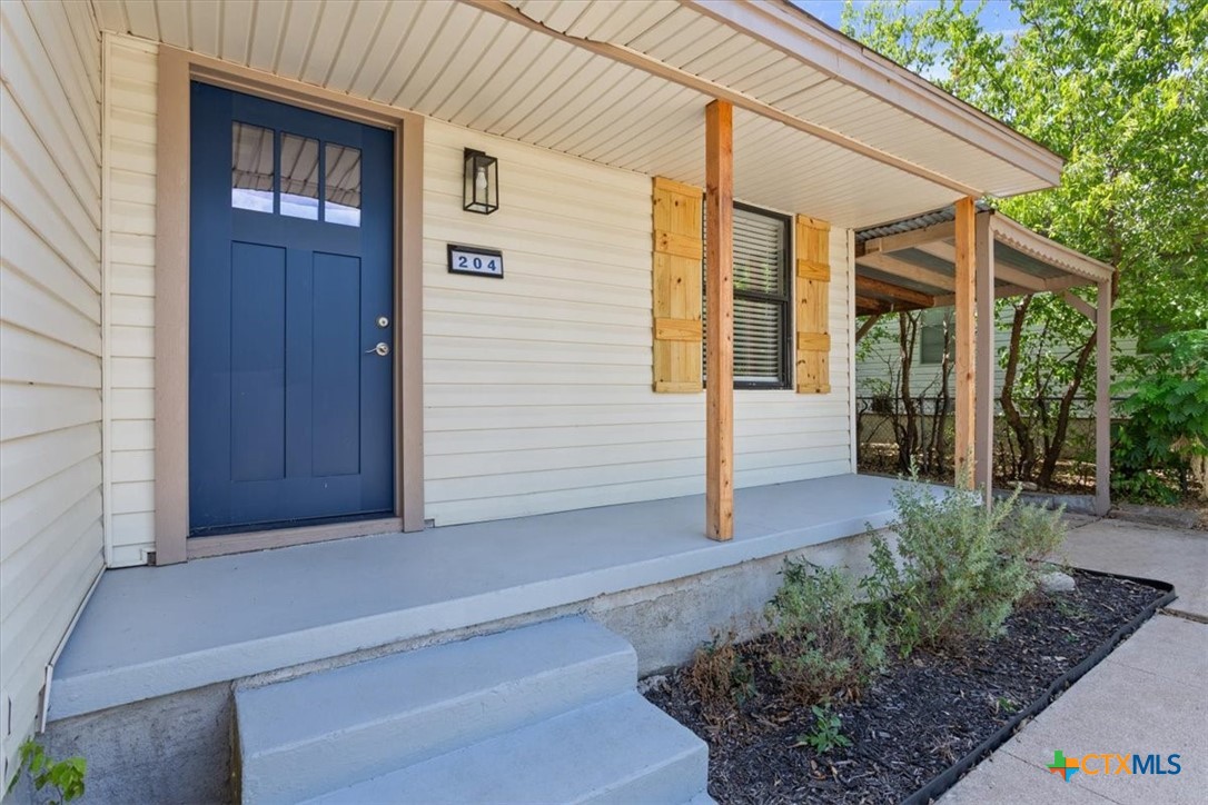 main property photo 4