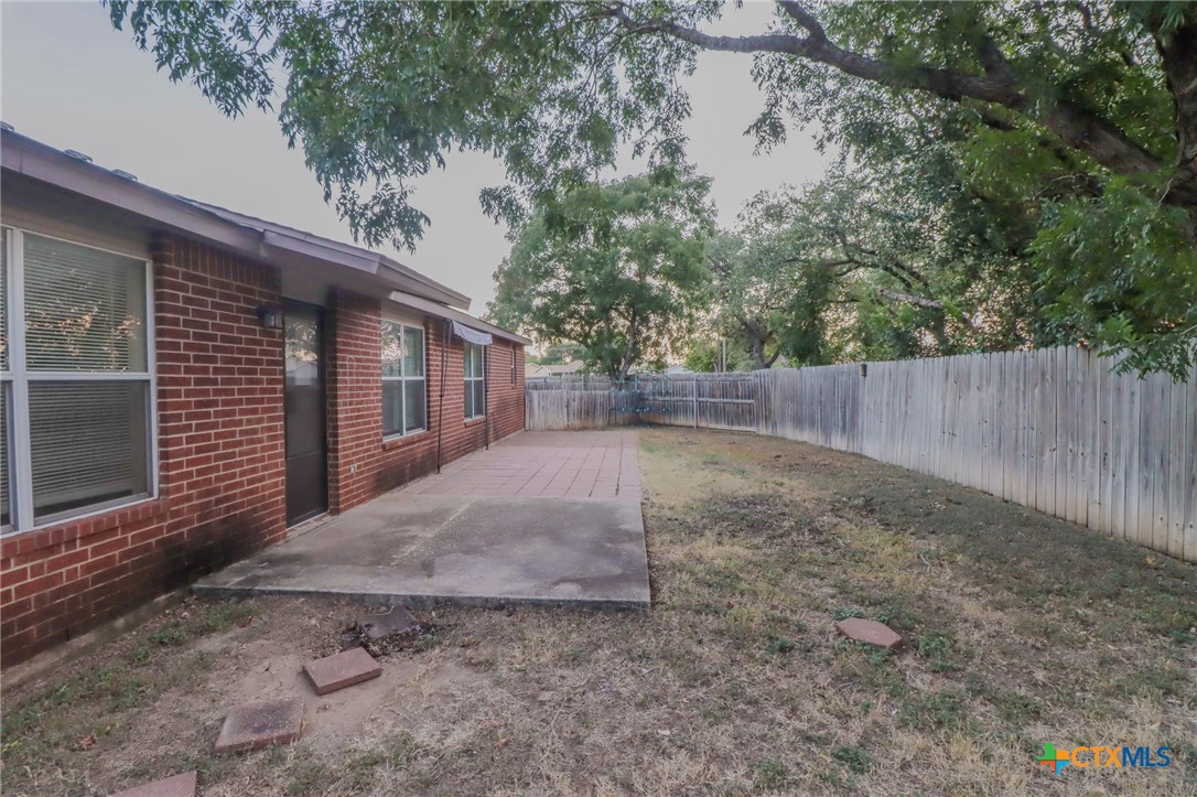 main property photo 31