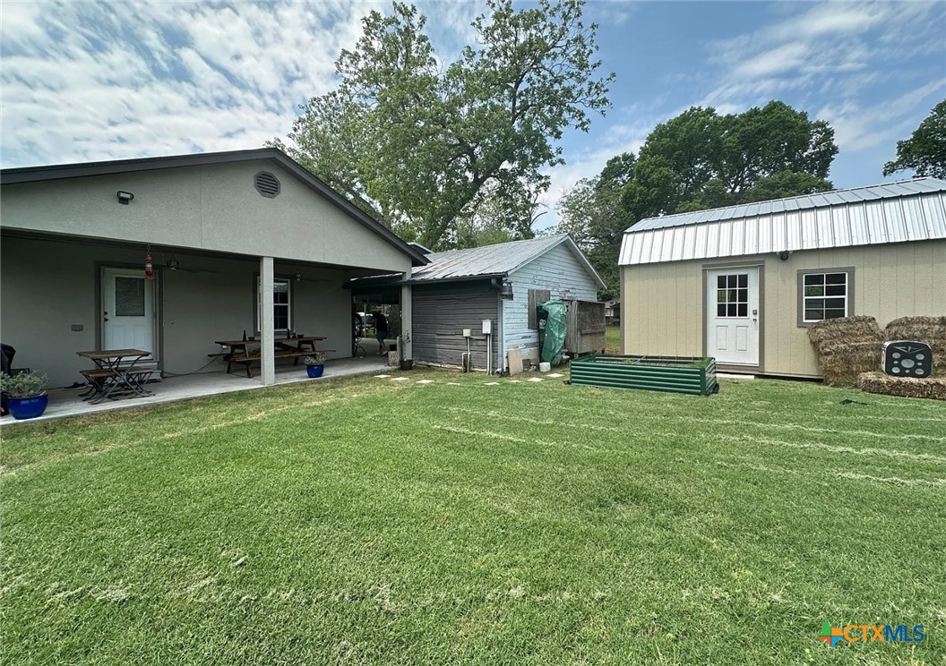 main property photo 25