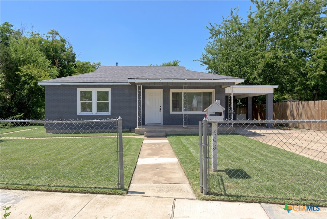 main property photo 3