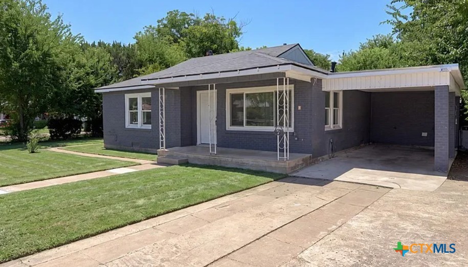 main property photo 4