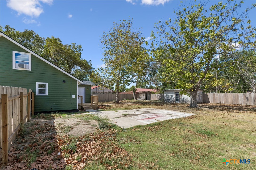 main property photo 35