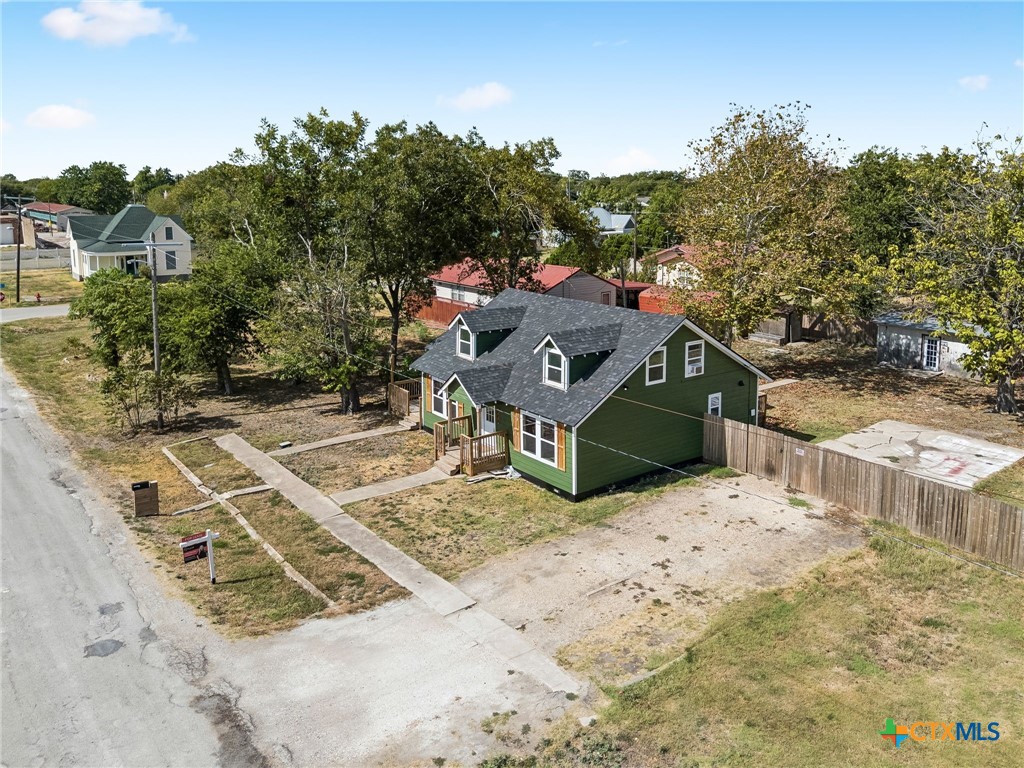 main property photo 36