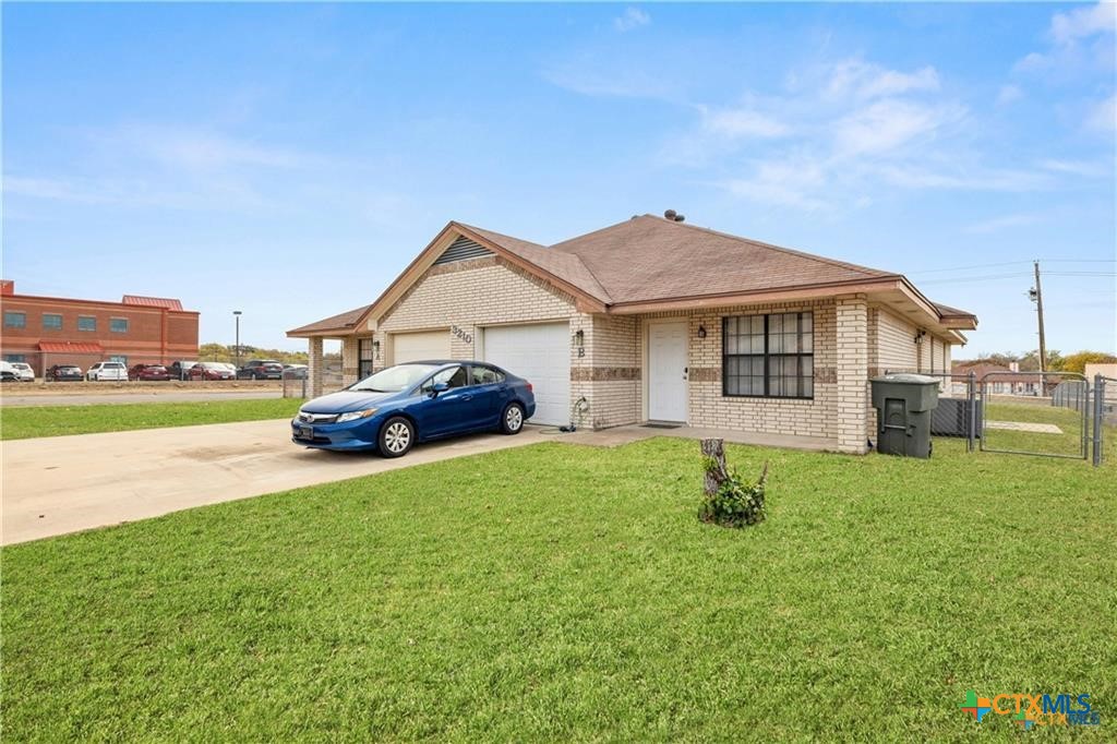 main property photo 10