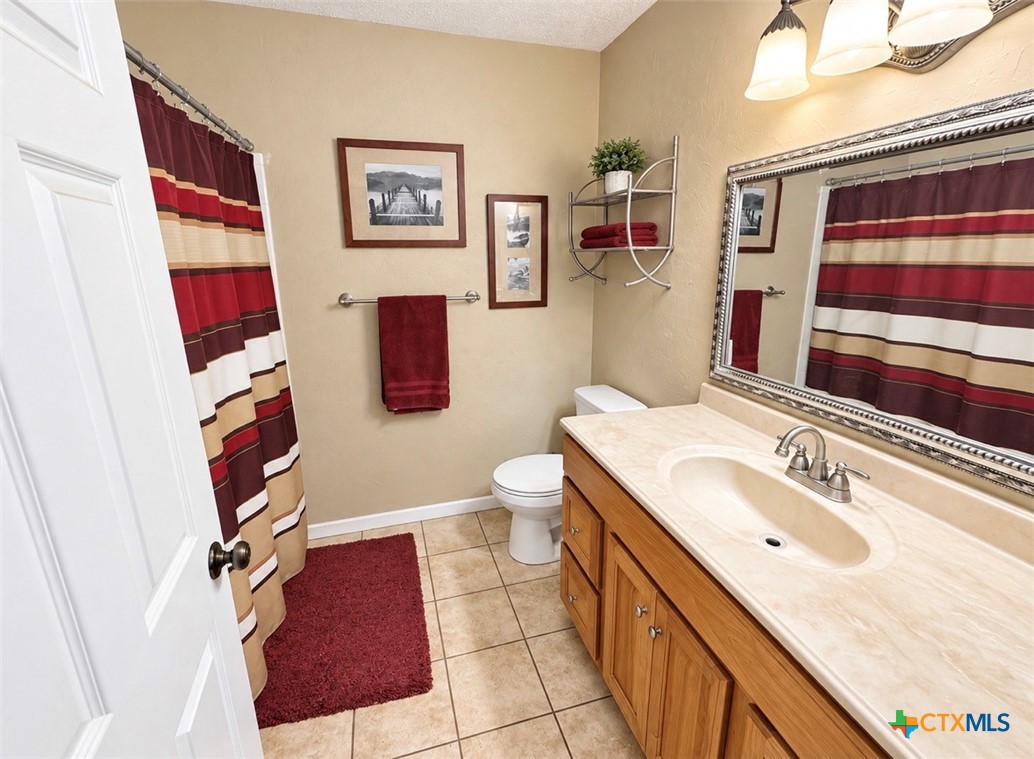 main property photo 11
