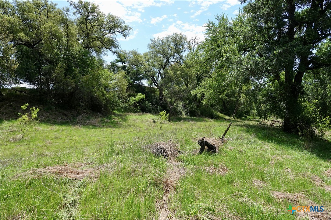 main property photo 10