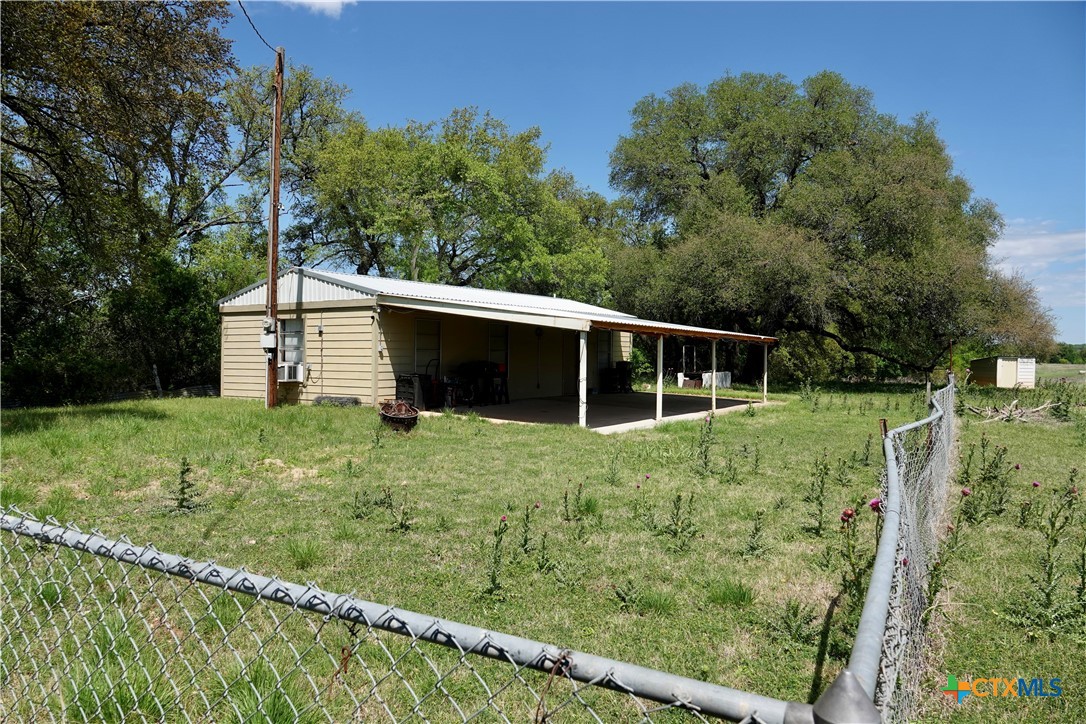 main property photo 28