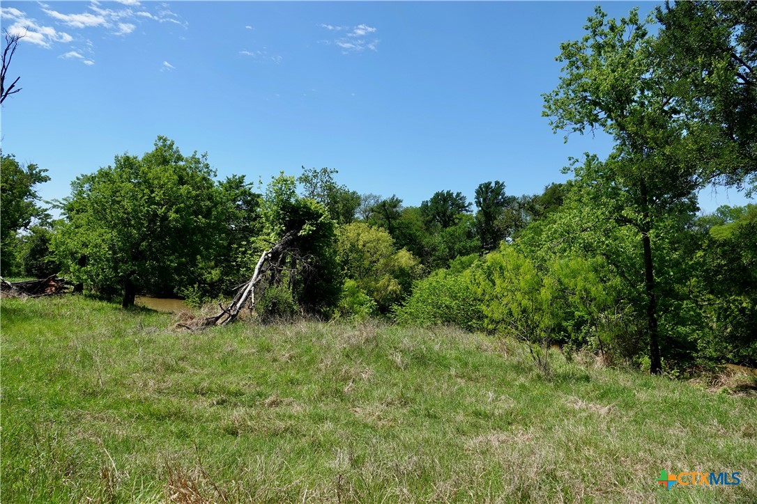main property photo 19