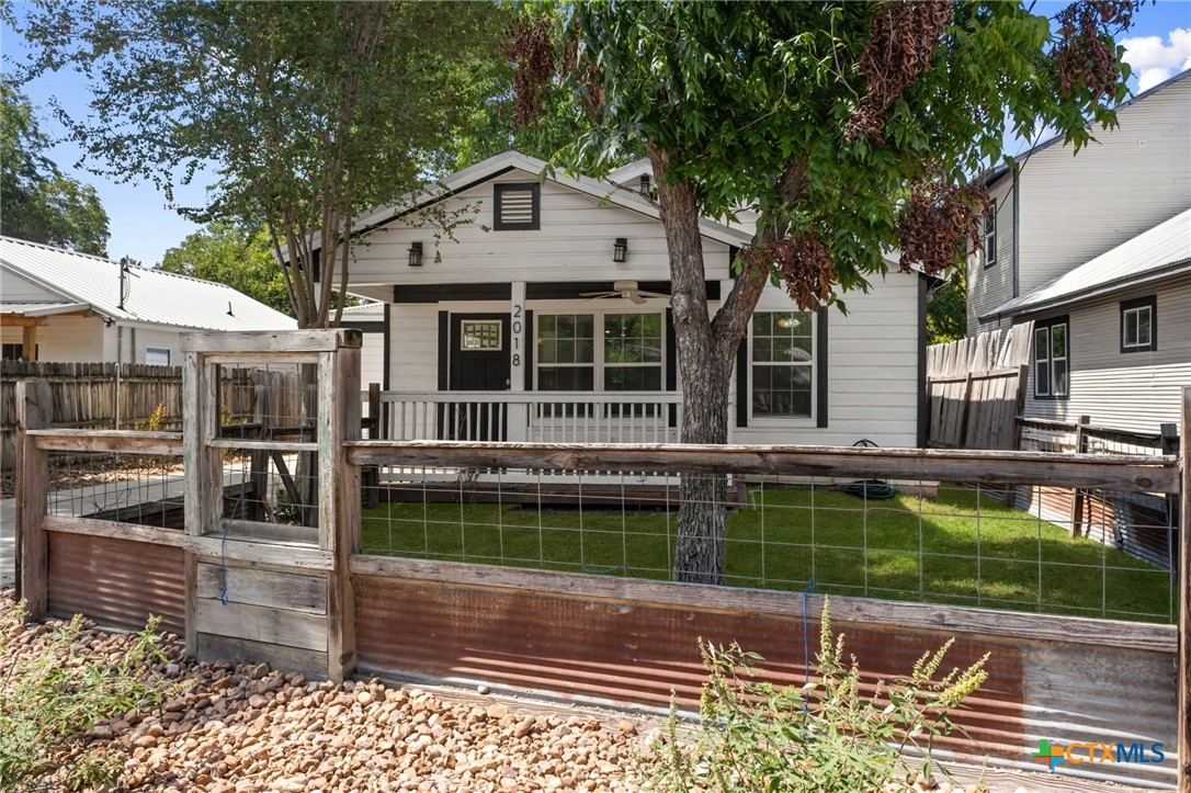 main property photo 2