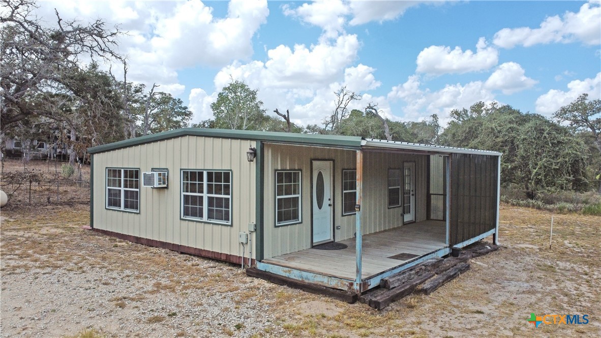 main property photo 28