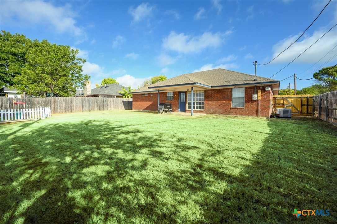 main property photo 22