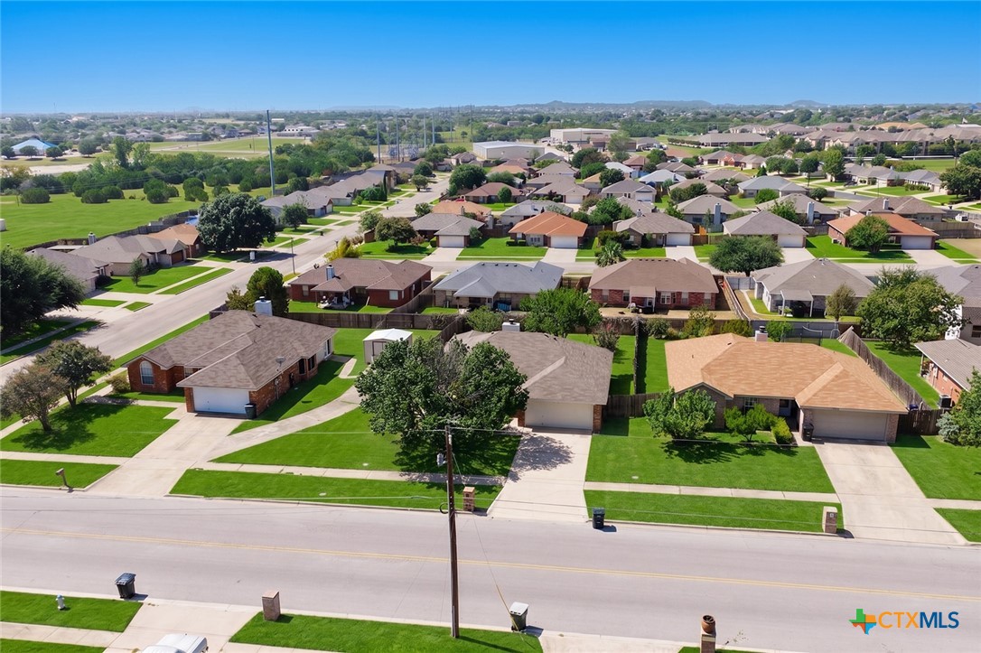 main property photo 25