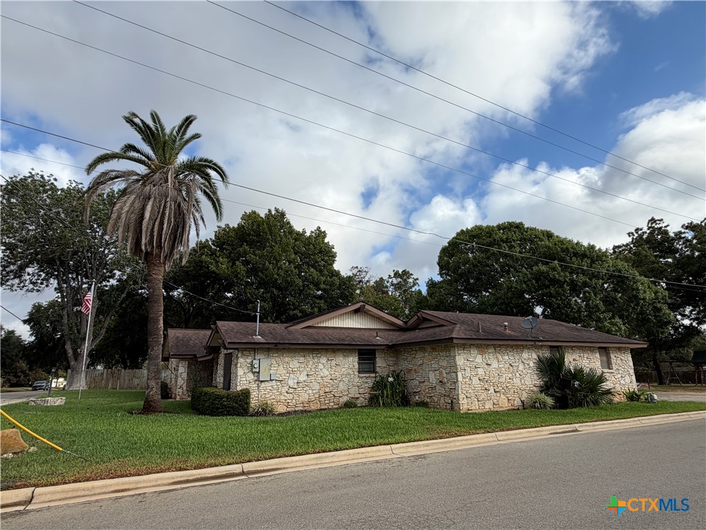 main property photo 16