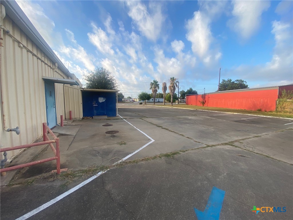 main property photo 3