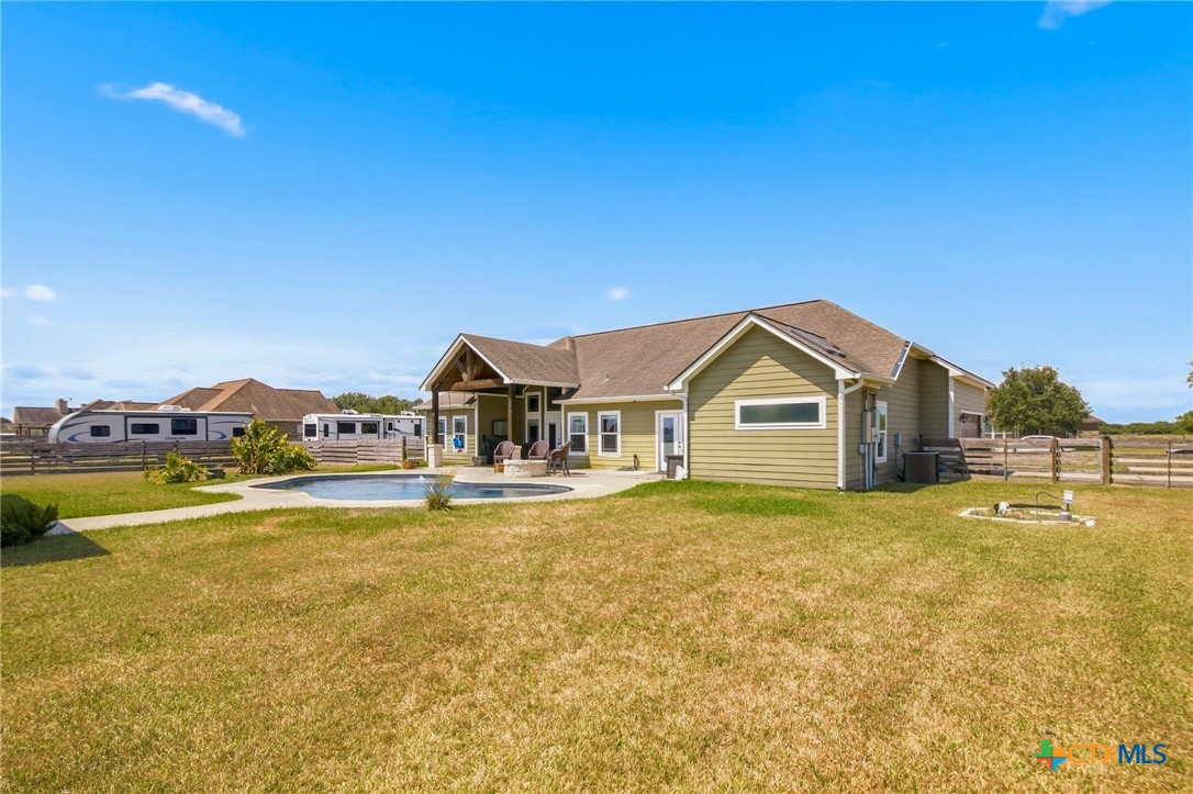 main property photo 39