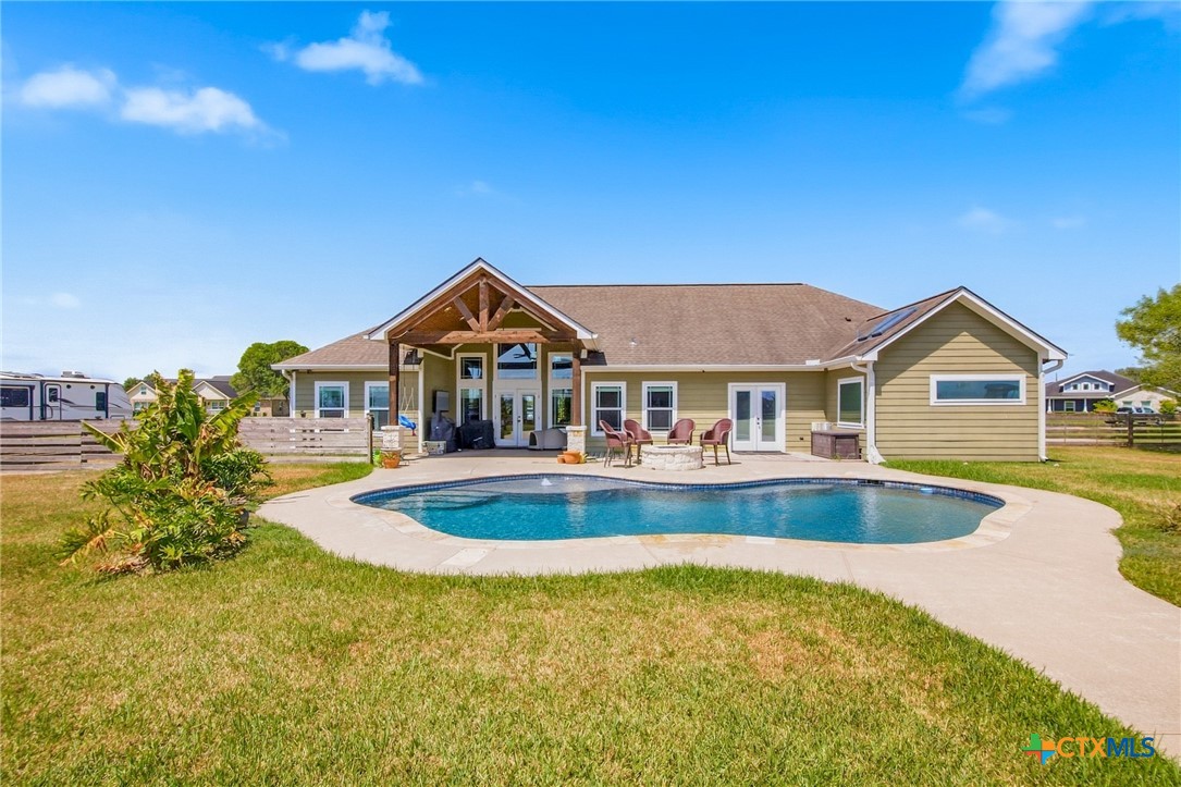 main property photo 40