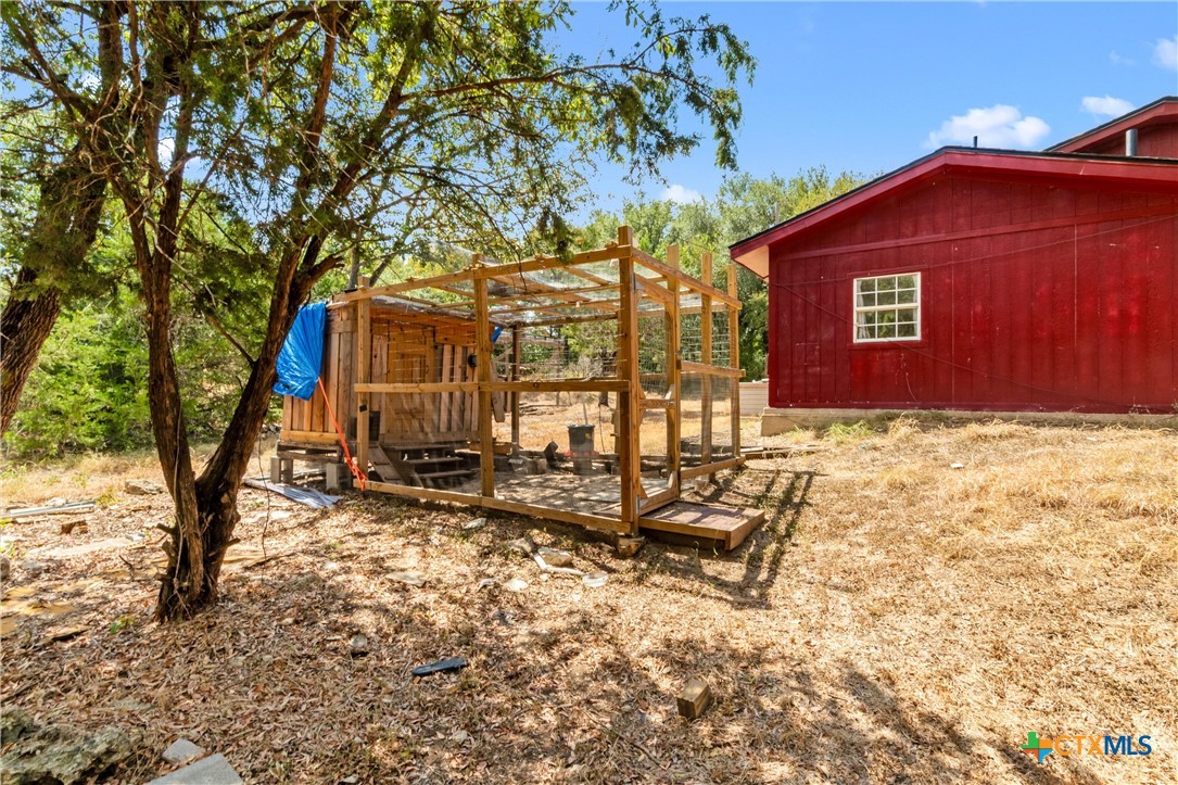 main property photo 23