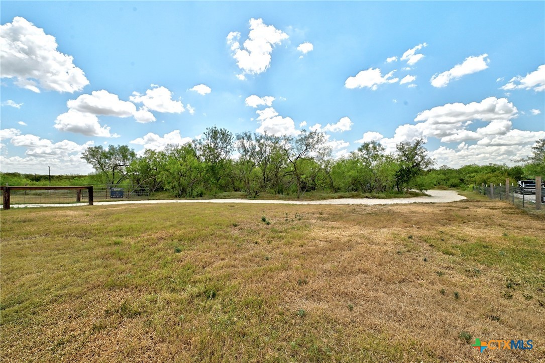 main property photo 31