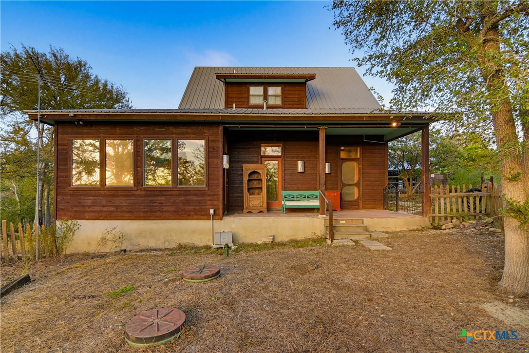 main property photo 41