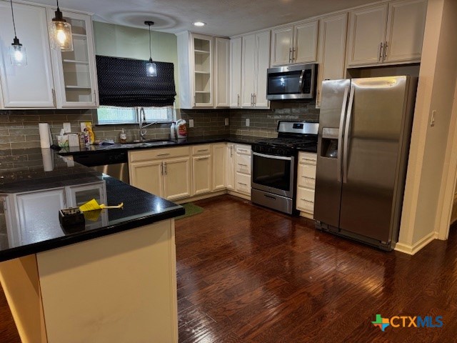 main property photo 4