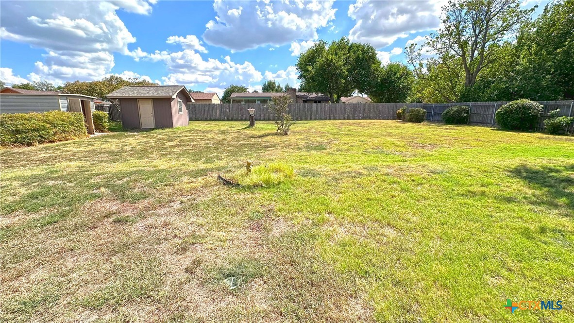 main property photo 35